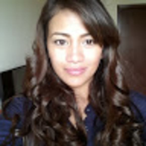 Meet your Posher, Michele - Picture 1 of 1